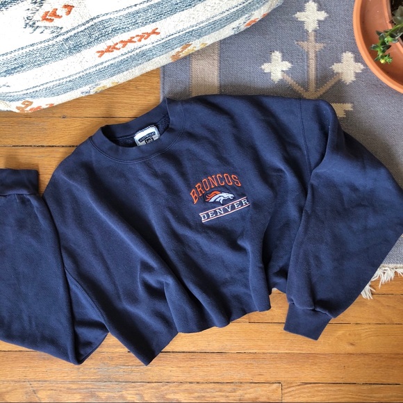Lee Tops - Vintage Lee Cropped Denver Broncos Sweatshirt